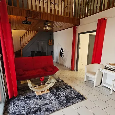 Loft Proche Mer, Jacuzzi Cinema * Mandelieu-la-Napoule