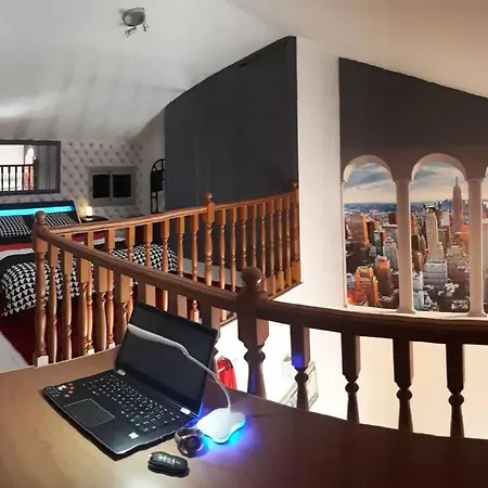 Loft Proche Mer, Jacuzzi Cinema Apartment *